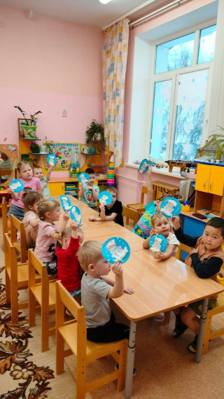 День рождение снеговика.